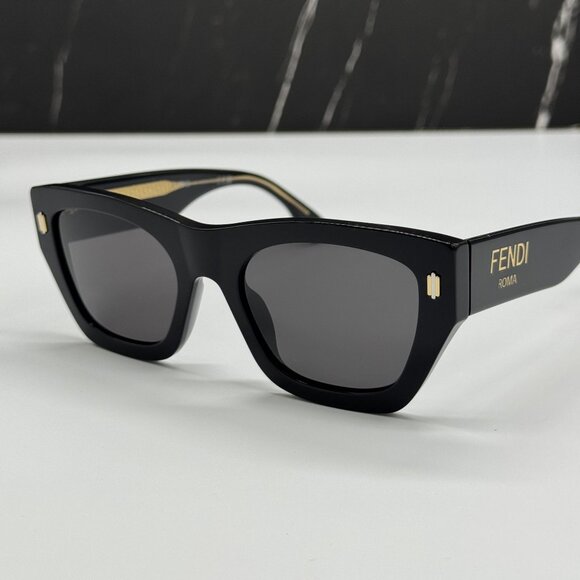 NEW FENDI BLACK GREY WOMEN SUNGLASSES FENDI FE40100I 01A main image 6
